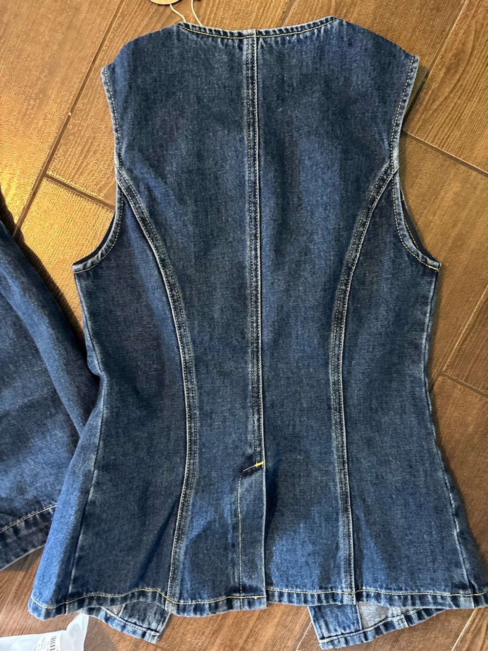 Meshki Denim High-Waist Shorts & Vest Set - Picture 5 of 5